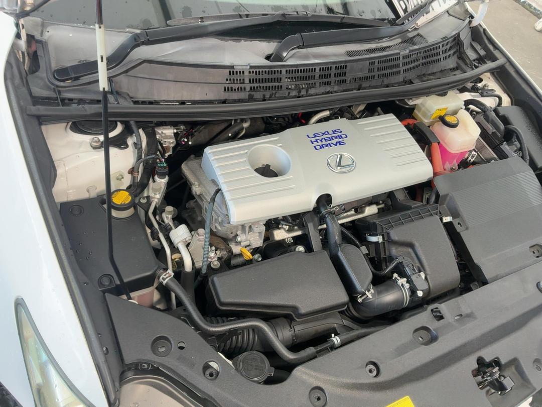 Photo '18' of Lexus CT200H