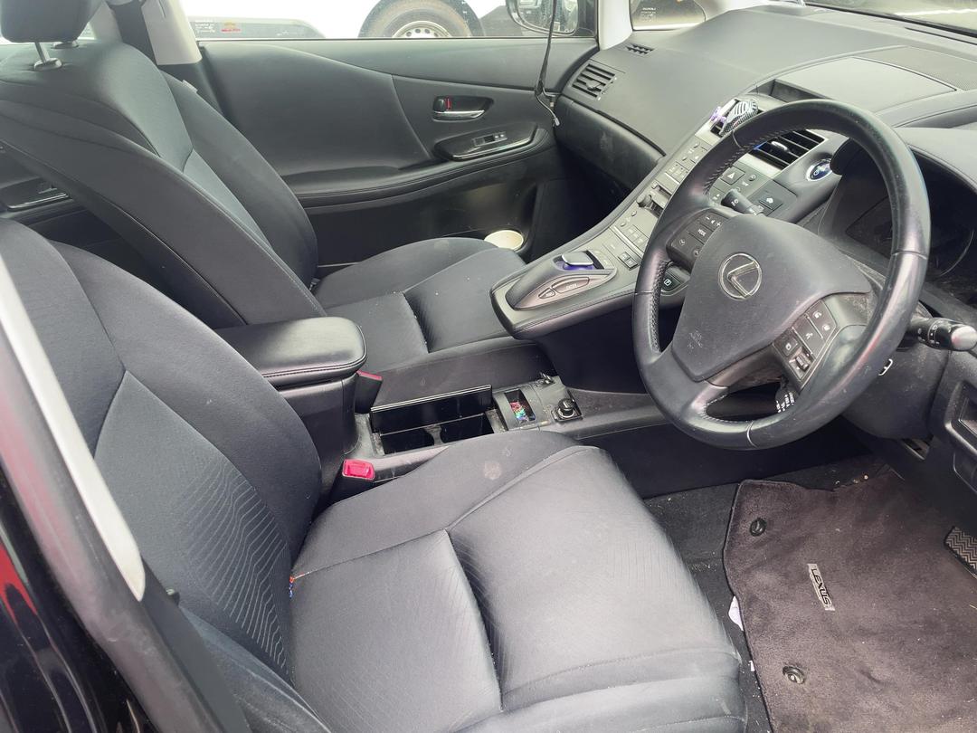 Photo '14' of Lexus HS250H