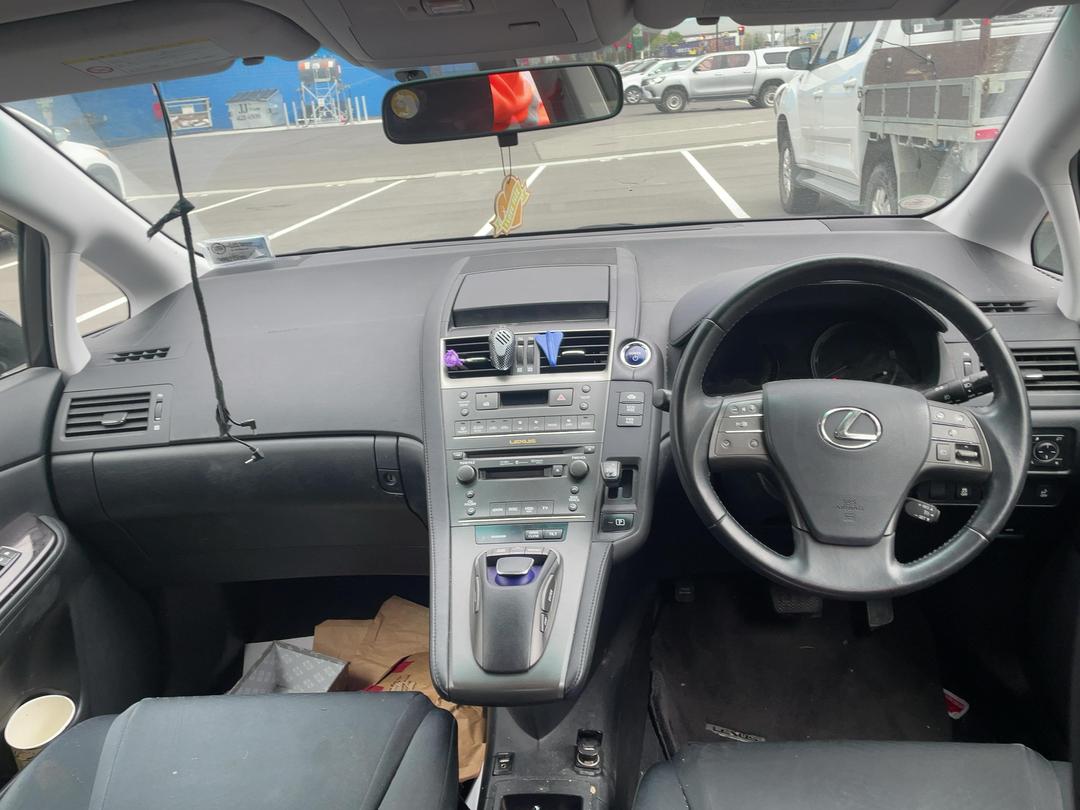 Photo '15' of Lexus HS250H
