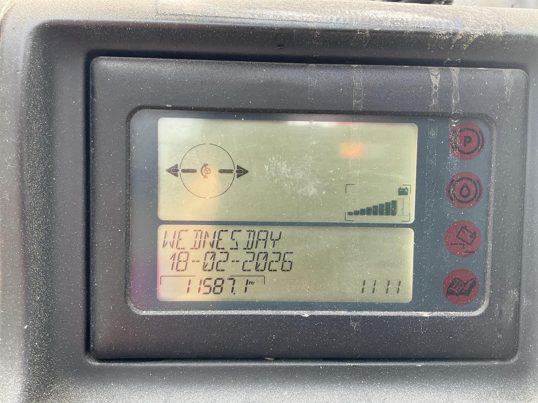 Photo '5' of Linde R16X-03 Reach Truck