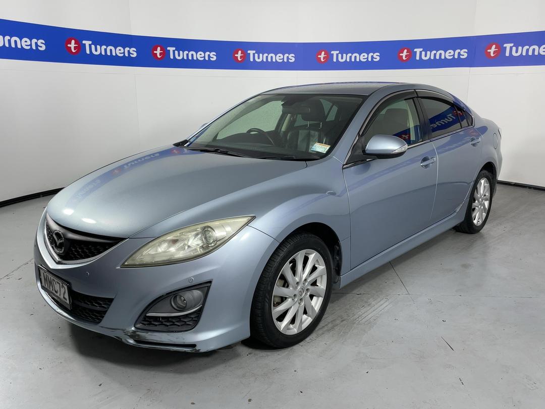 Photo '4' of Mazda Atenza