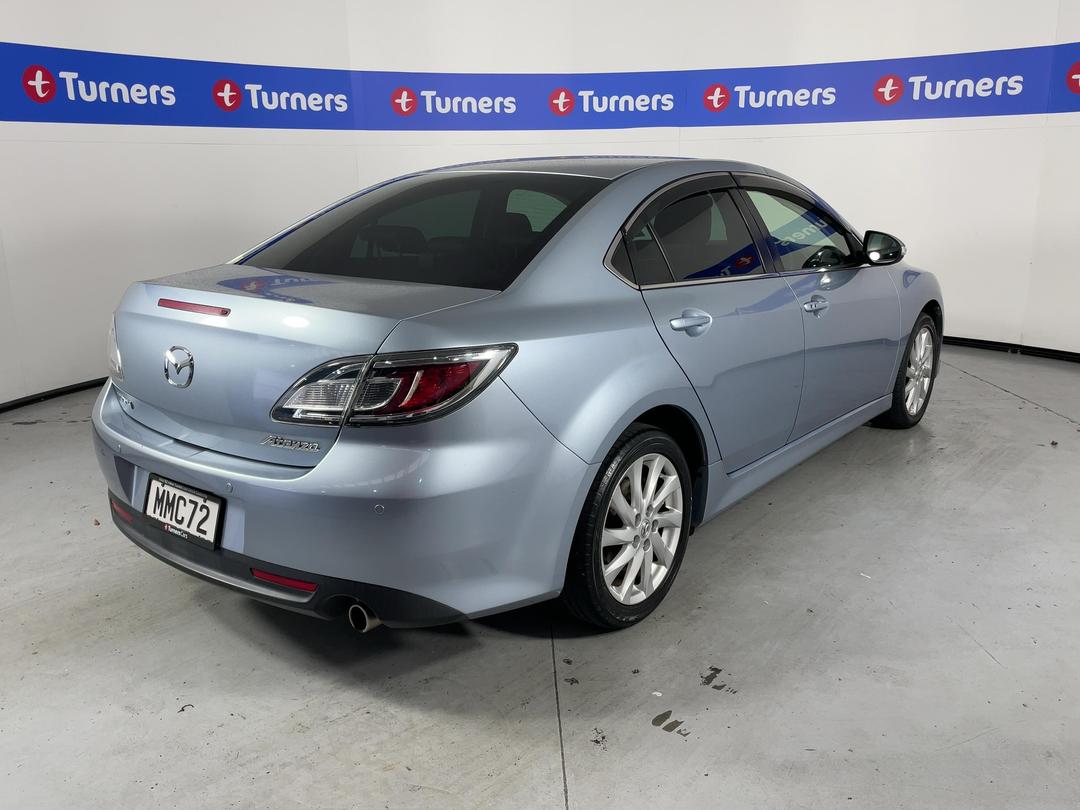 Photo '7' of Mazda Atenza