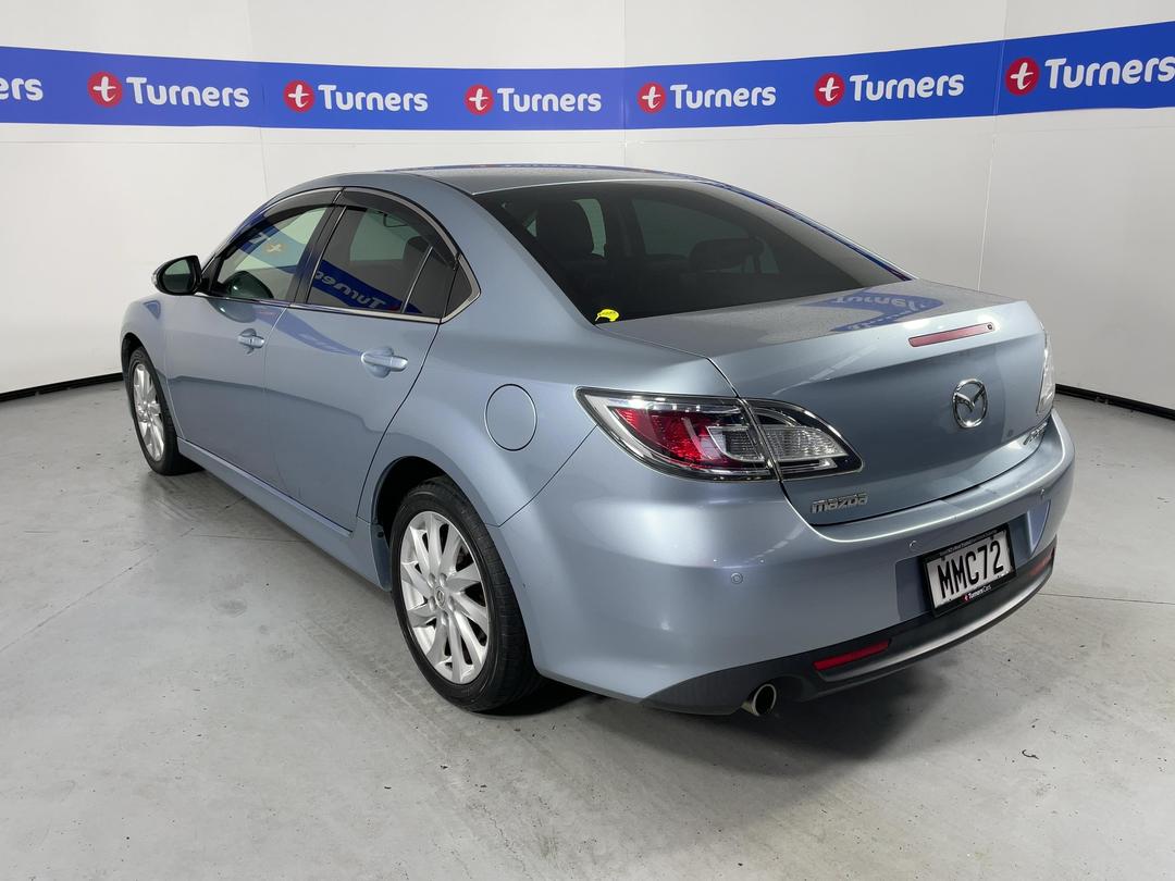 Photo '5' of Mazda Atenza