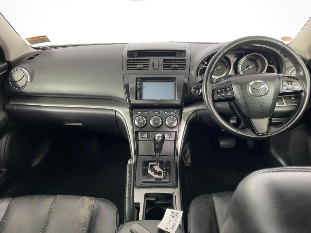 Photo '17' of Mazda Atenza