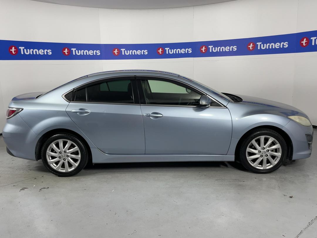 Photo '23' of Mazda Atenza