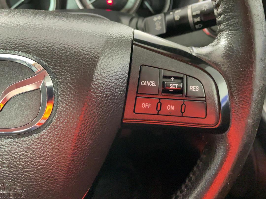 Photo '28' of Mazda Atenza