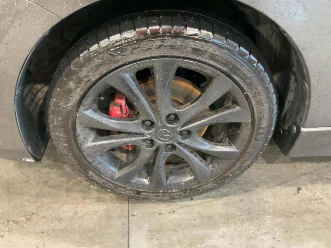 Photo '11' of Mazda Axela