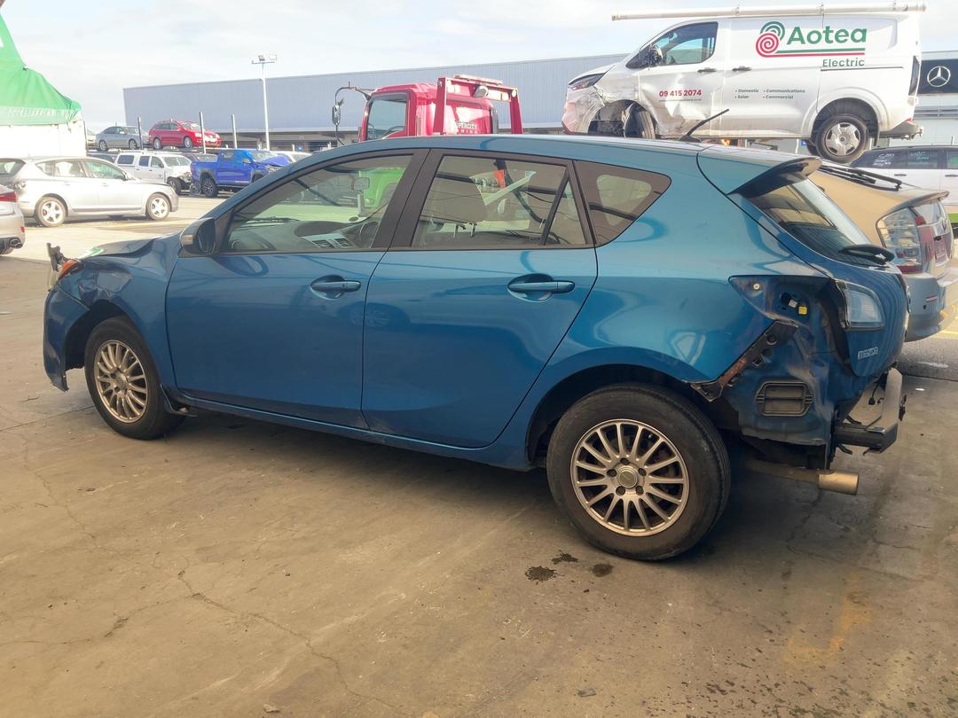 Photo '4' of Mazda Axela