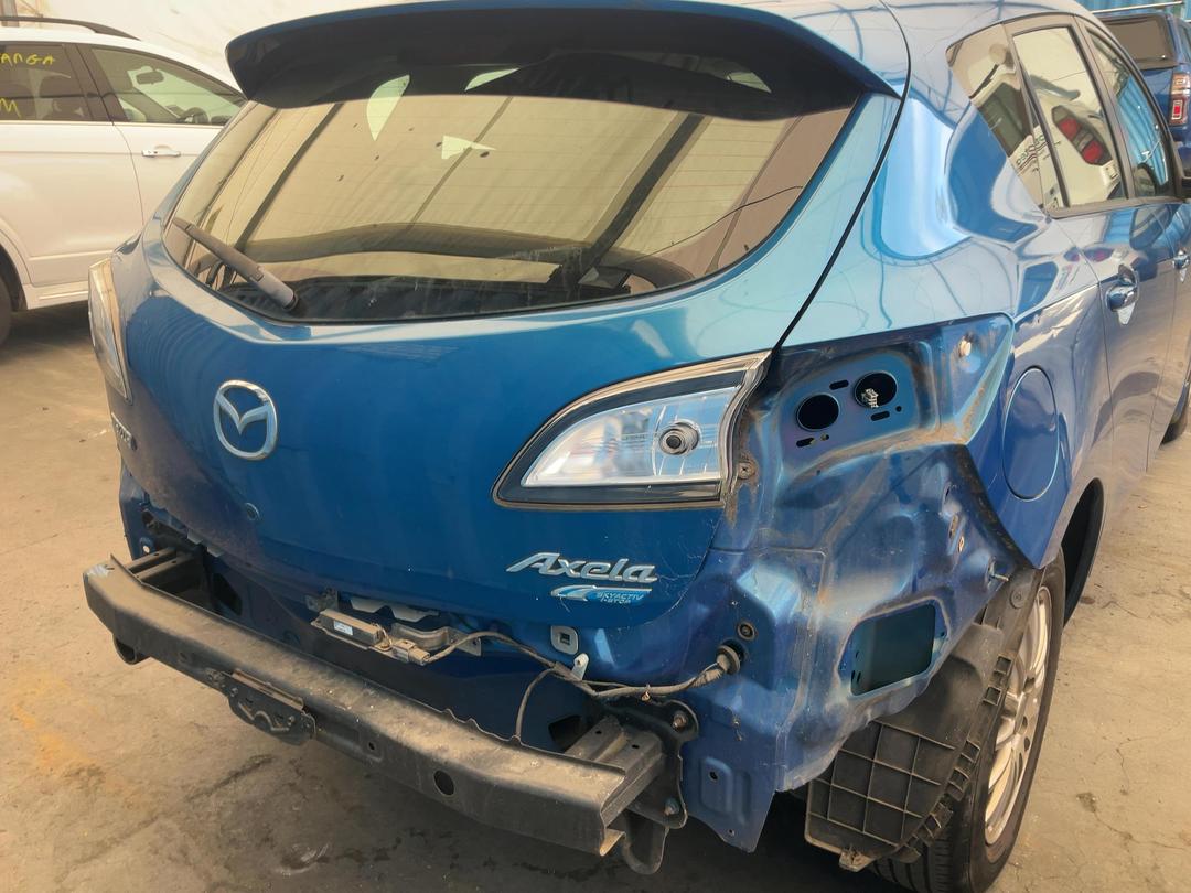 Photo '8' of Mazda Axela