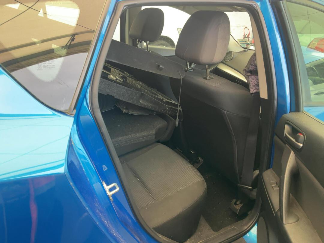 Photo '9' of Mazda Axela