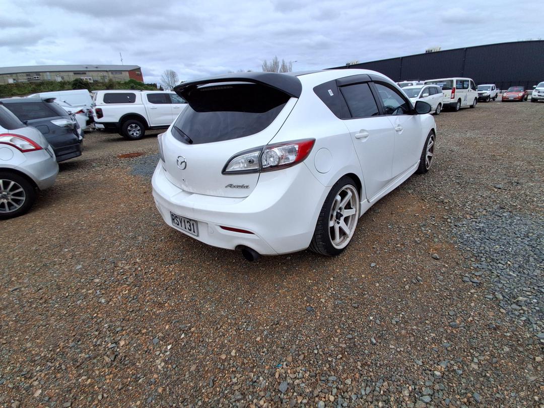 Photo '6' of Mazda Axela Photo '6' of Mazda Axela