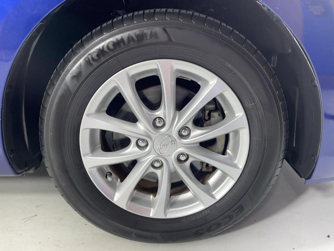 Photo '9' of Mazda Axela