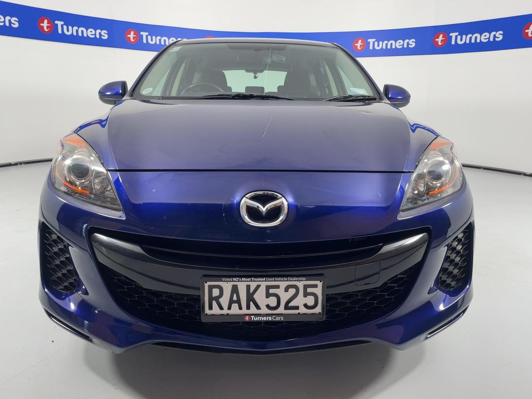 Photo '2' of Mazda Axela