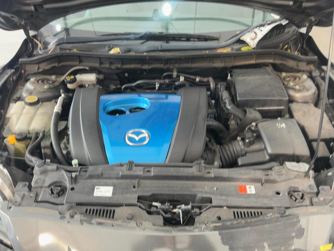 Photo '15' of Mazda Axela Photo '15' of Mazda Axela
