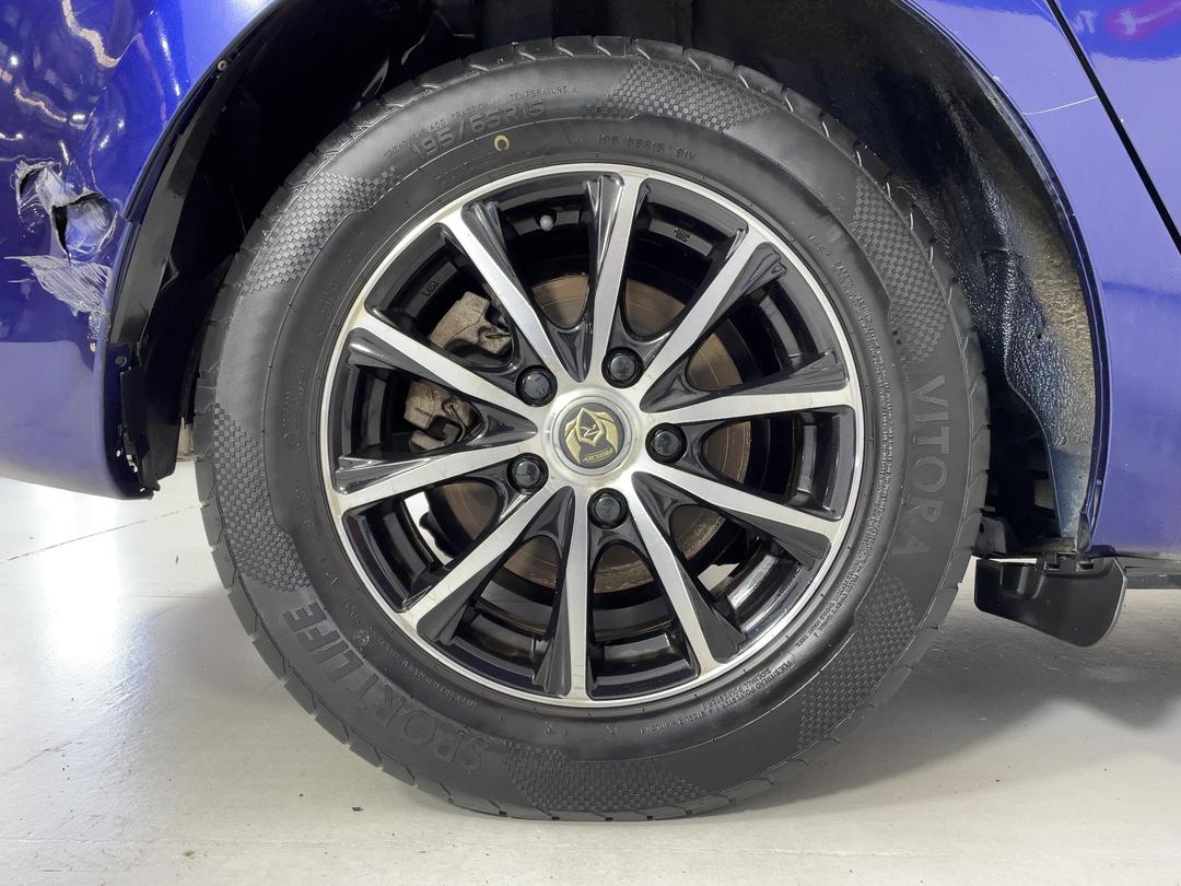 Photo '12' of Mazda Axela