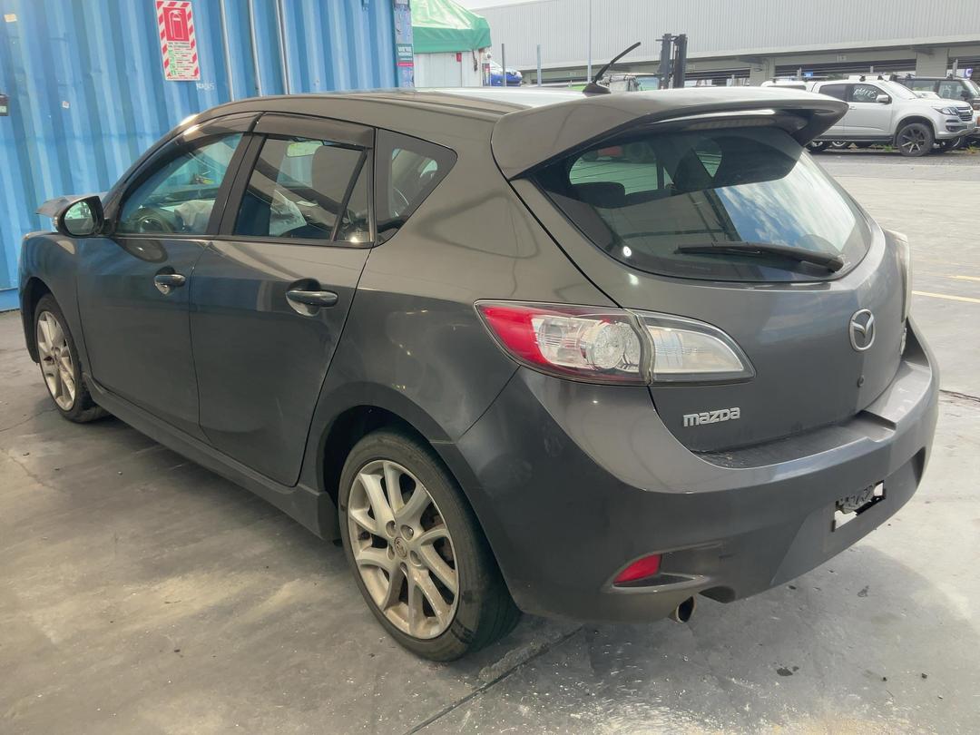 Photo '4' of Mazda Axela
