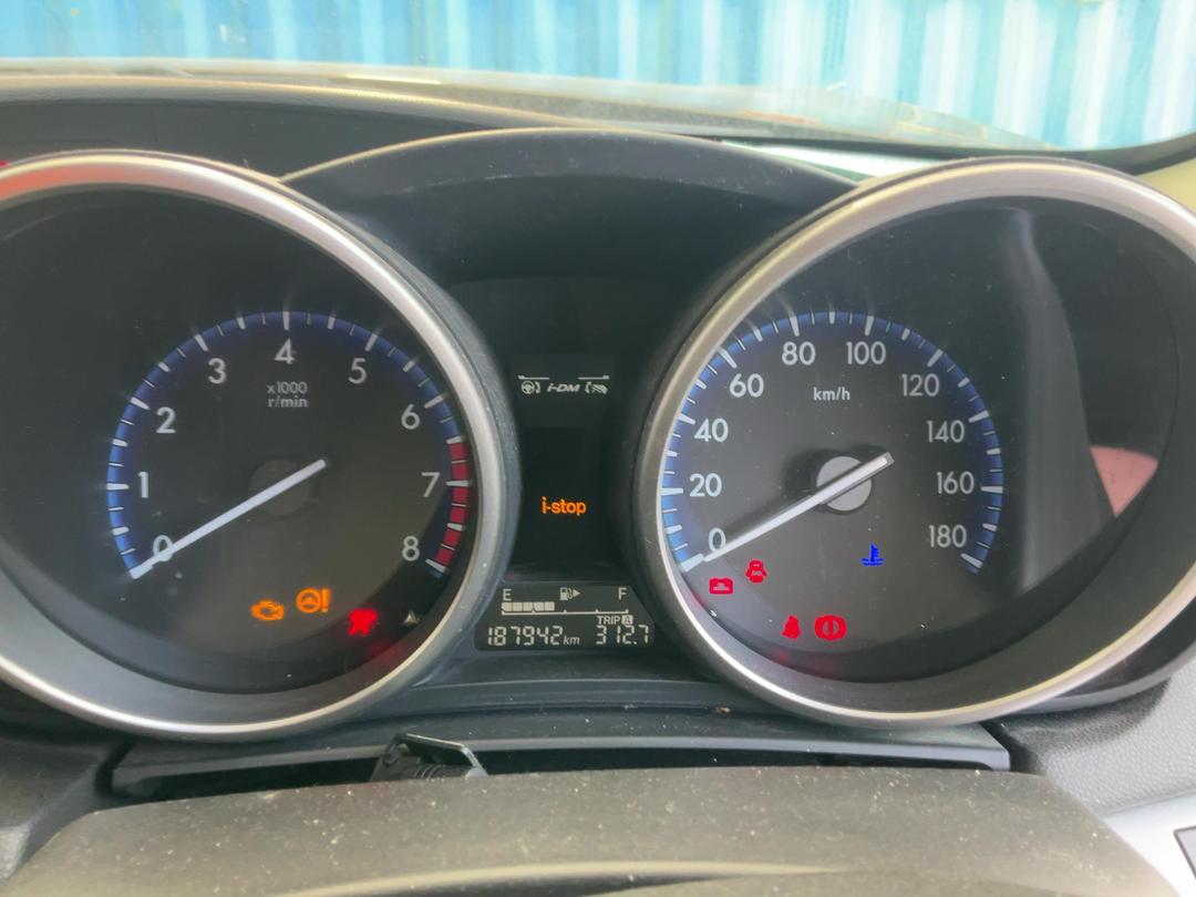 Photo '11' of Mazda Axela