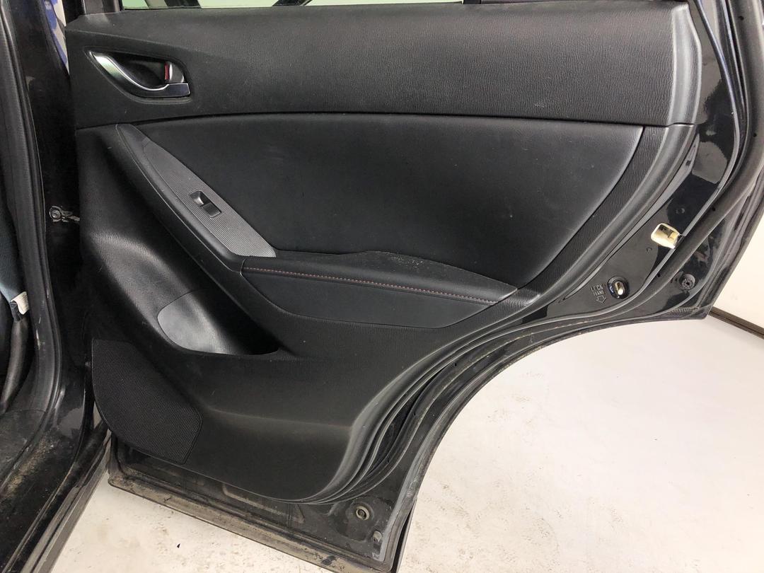 Photo '15' of Mazda CX-5