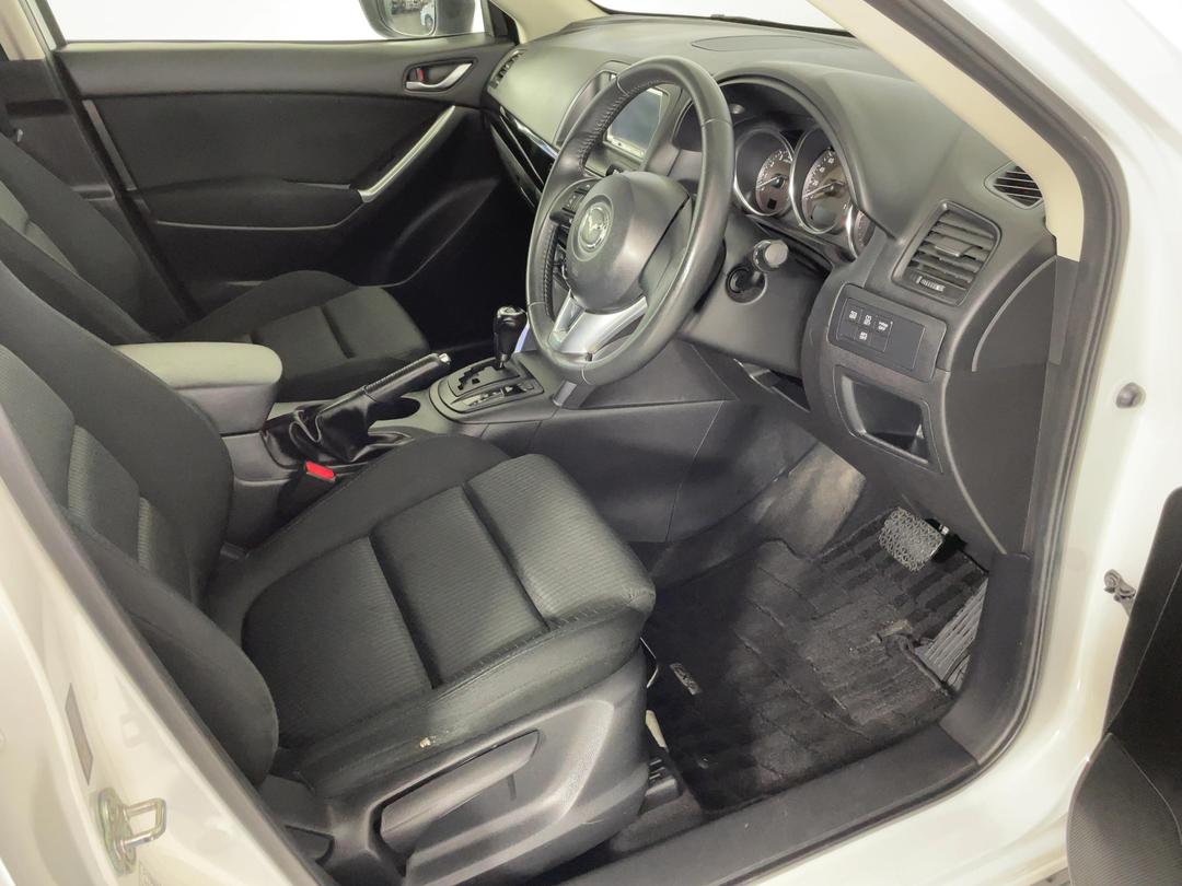 Photo '16' of Mazda CX-5