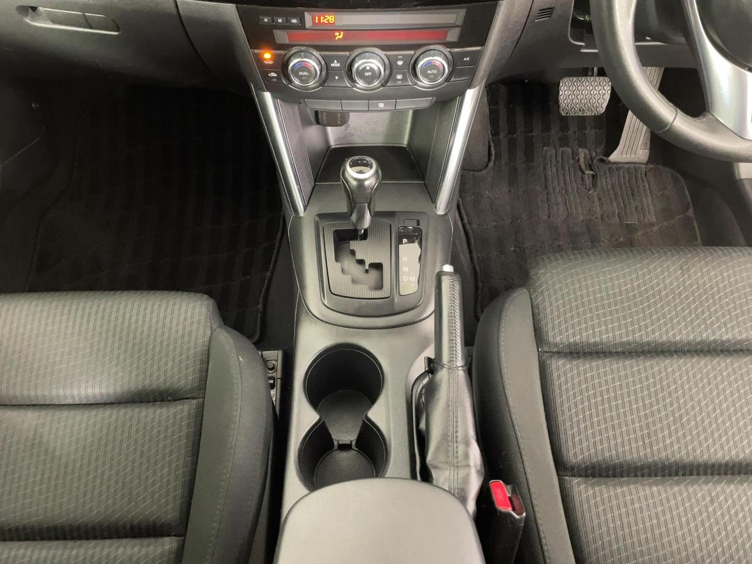 Photo '18' of Mazda CX-5