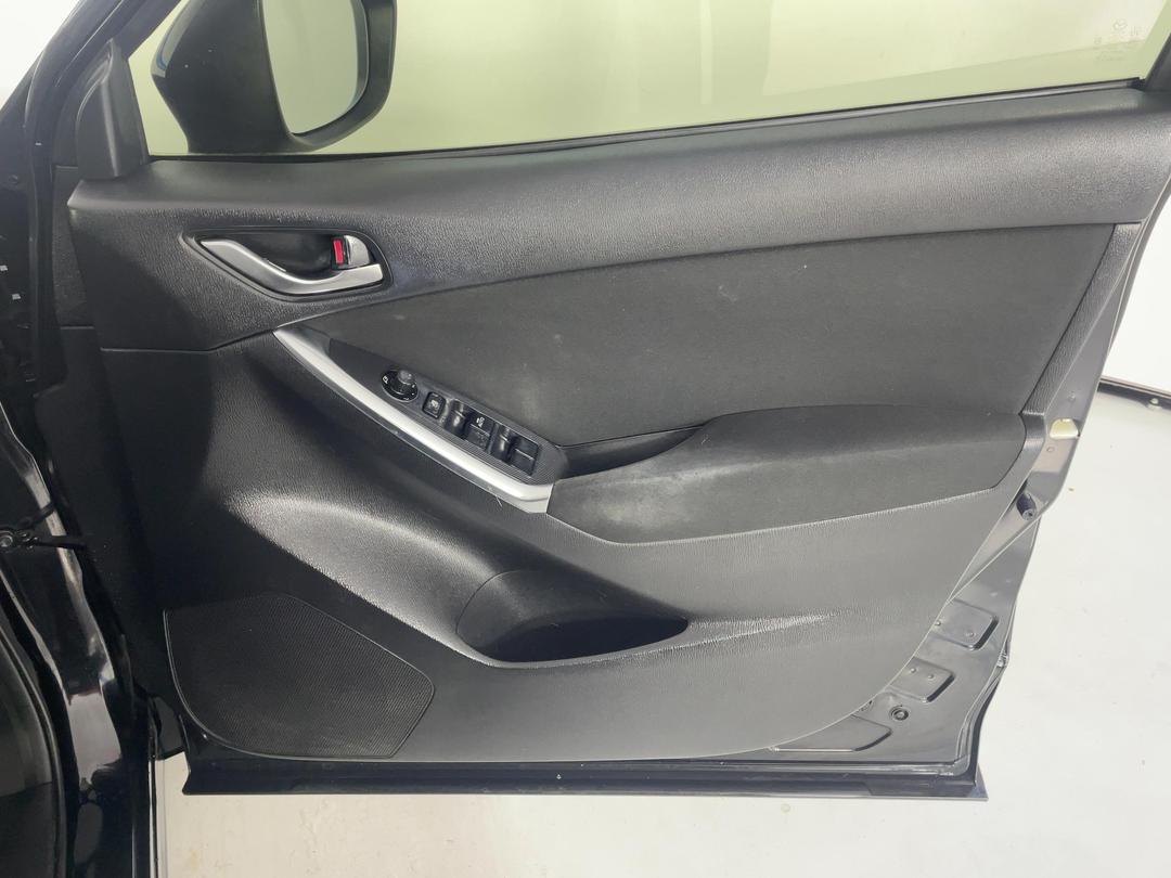 Photo '15' of Mazda CX-5