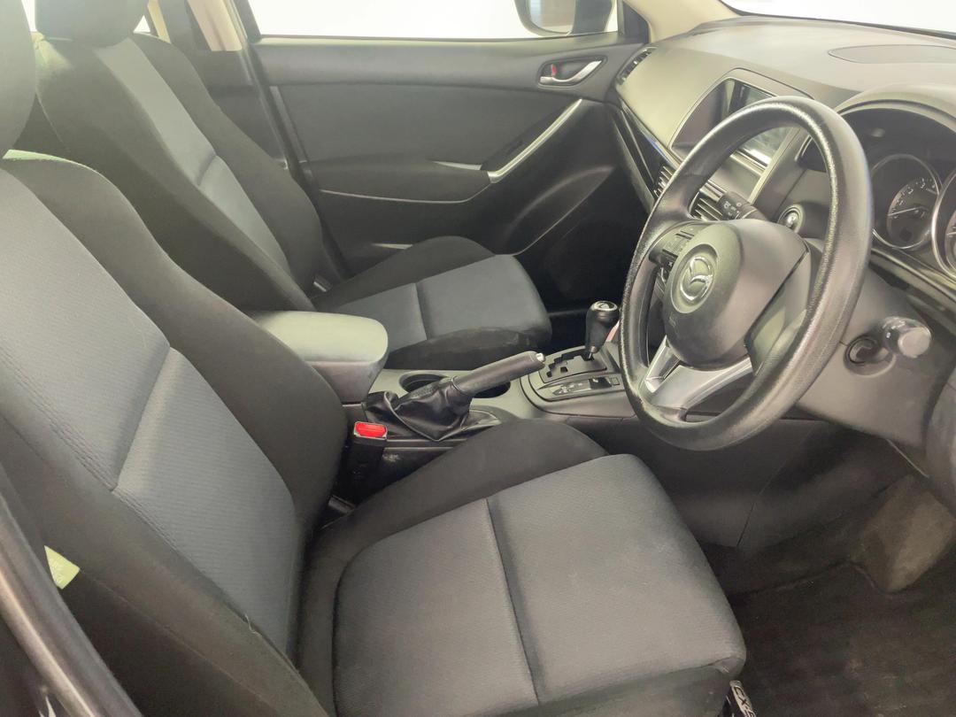 Photo '16' of Mazda CX-5