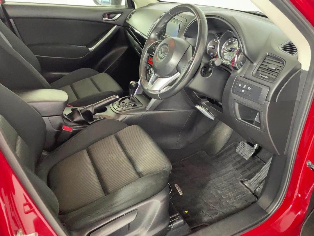 Photo '16' of Mazda CX-5