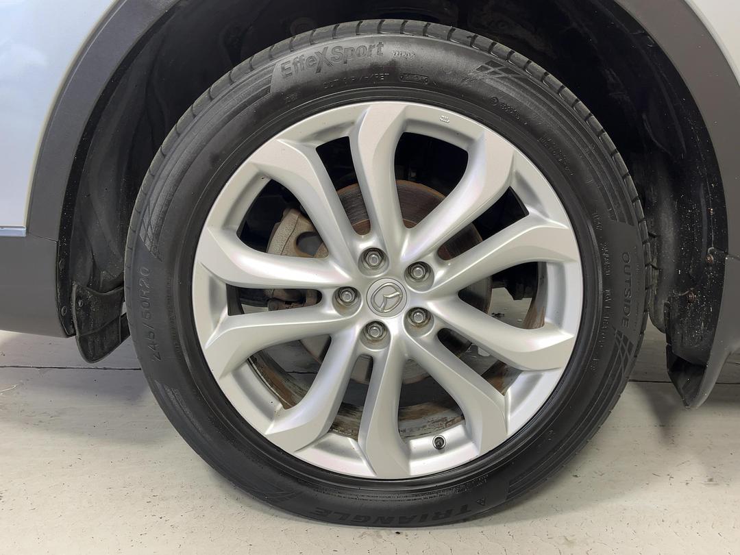 Photo '10' of Mazda CX-9