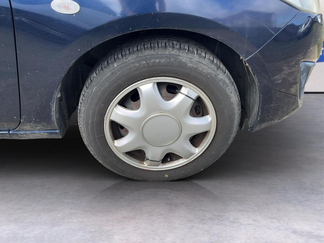 Photo '7' of Mazda Demio