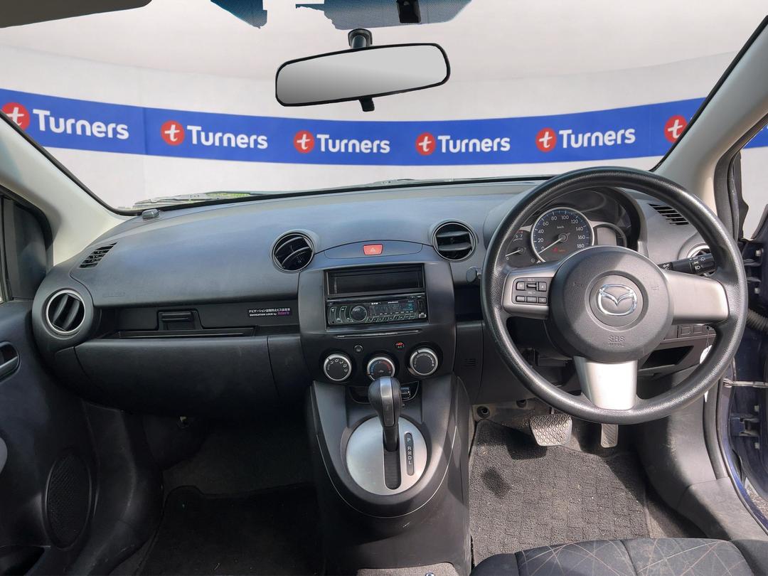 Photo '15' of Mazda Demio