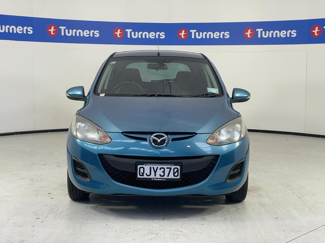 Photo '2' of Mazda Demio