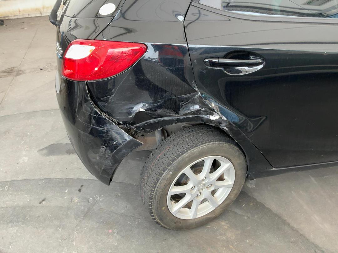 Photo '16' of Mazda Demio