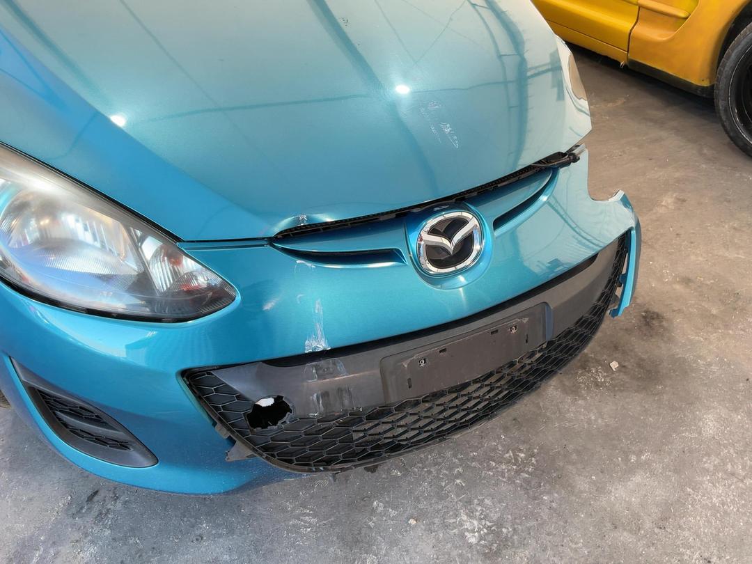 Photo '4' of Mazda Demio Photo '4' of Mazda Demio