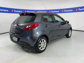 Photo '7' of Mazda Demio
