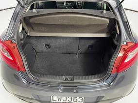 Photo '14' of Mazda Demio