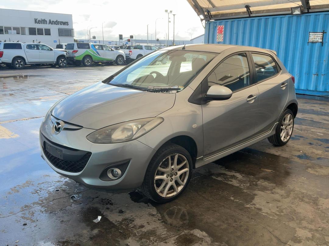 Photo '7' of Mazda Mazda2 Sport Photo '7' of Mazda Mazda2 Sport
