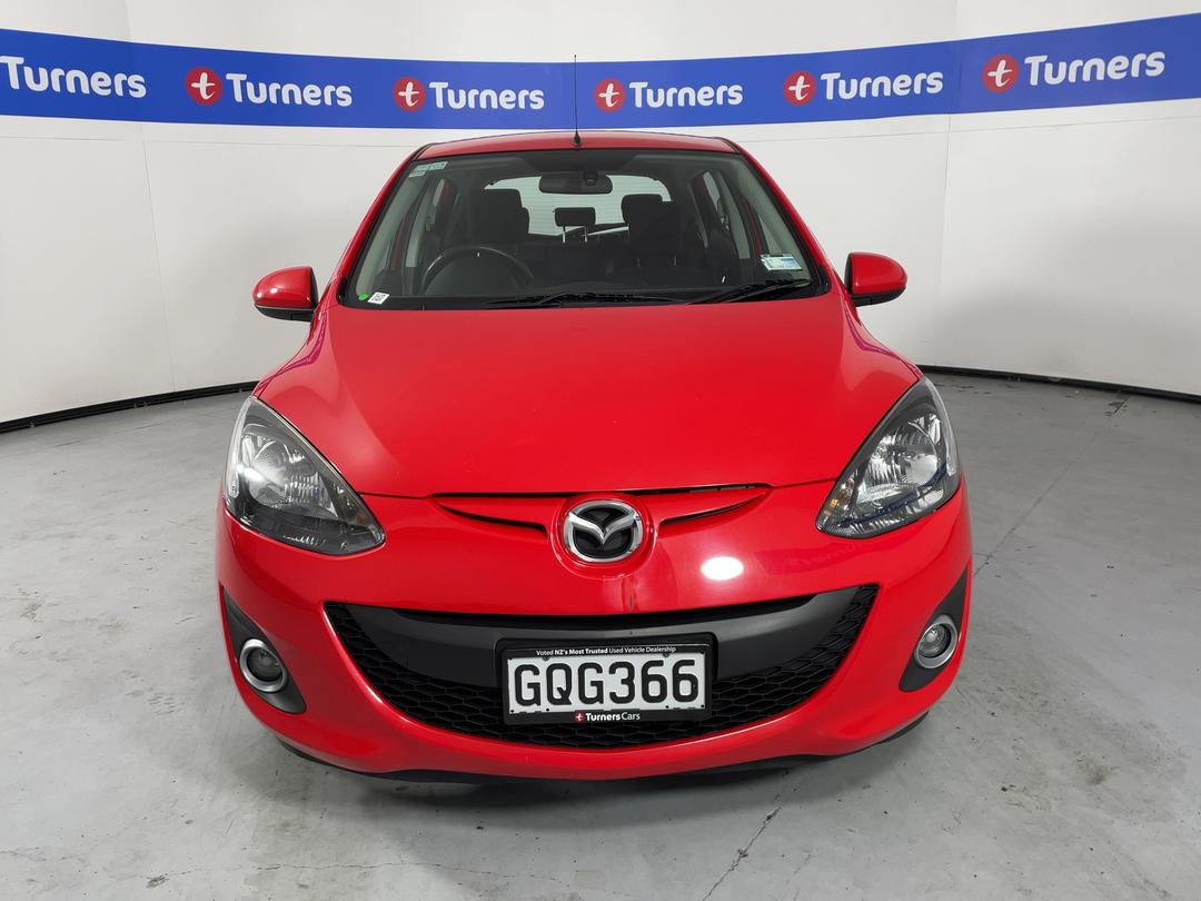 Photo '2' of Mazda Mazda2
