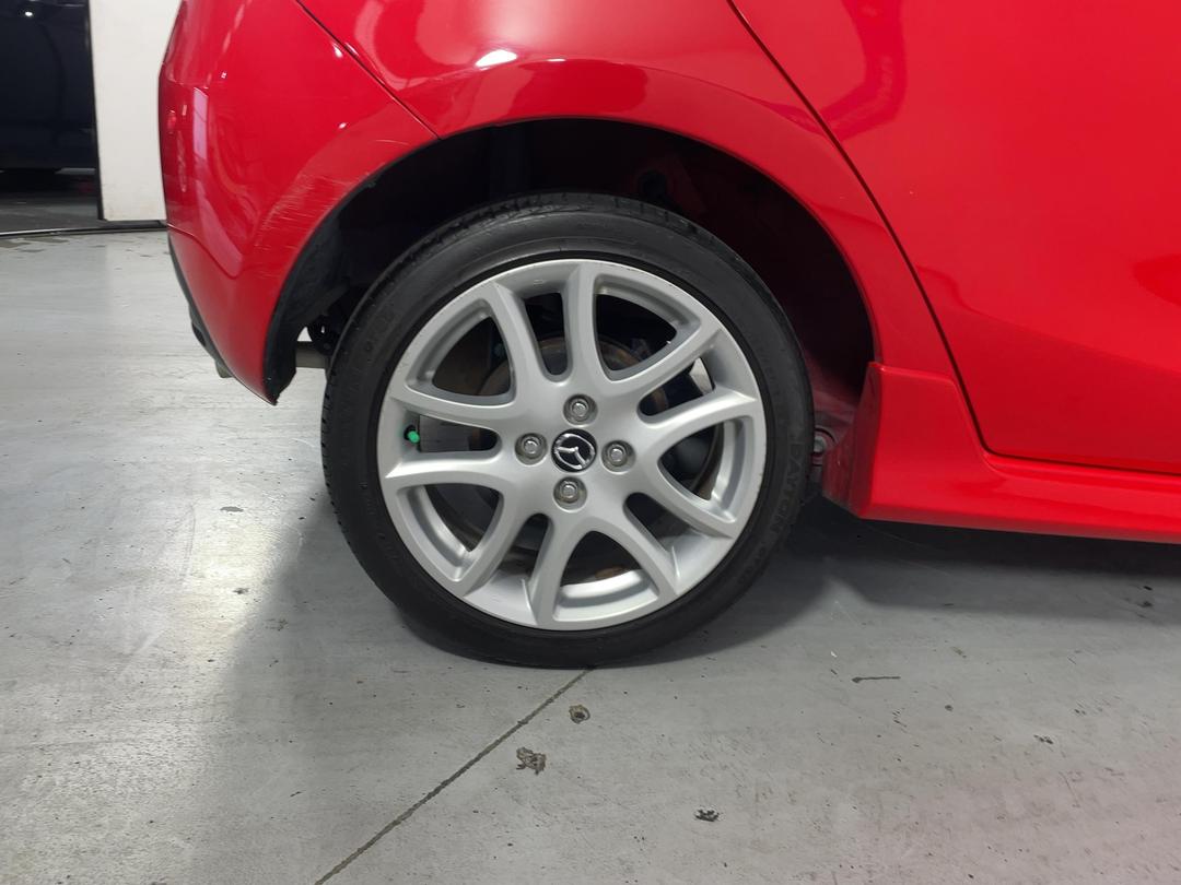 Photo '12' of Mazda Mazda2