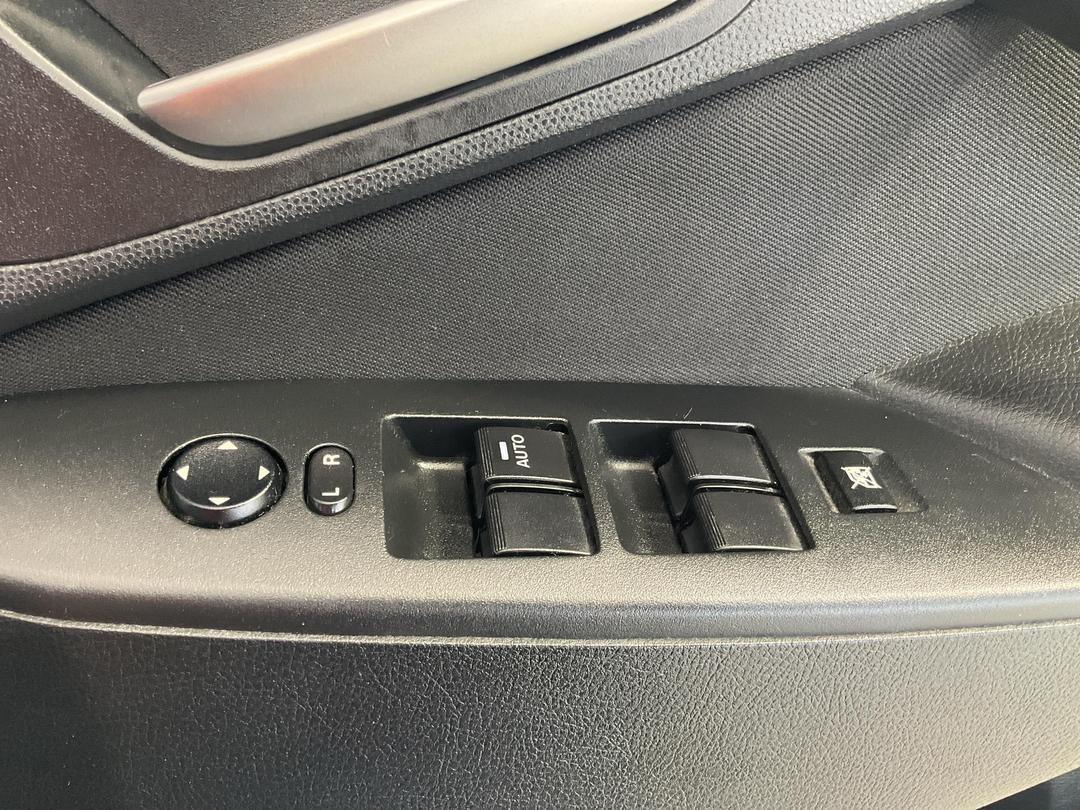 Photo '29' of Mazda Mazda3