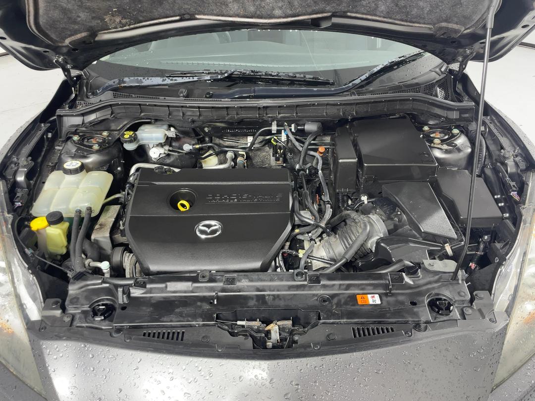 Photo '13' of Mazda Mazda3