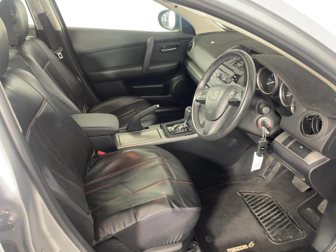 Photo '16' of Mazda Mazda6