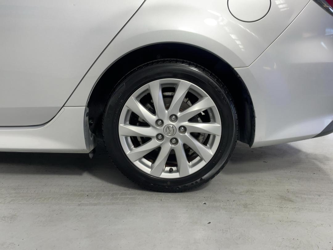 Photo '11' of Mazda Mazda6