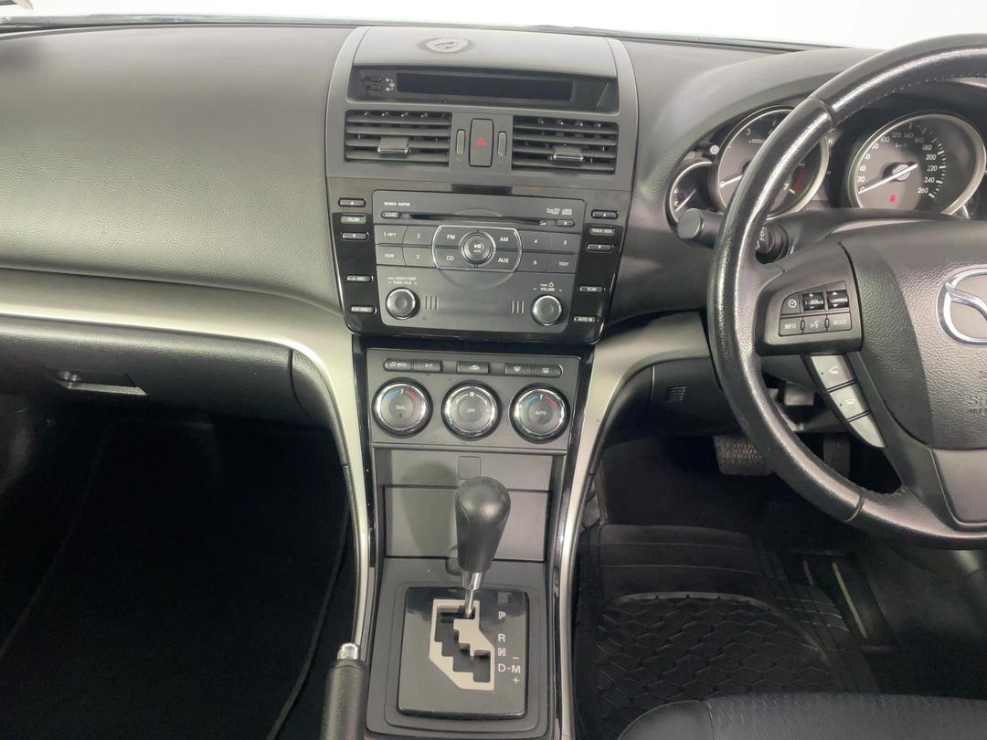 Photo '18' of Mazda Mazda6