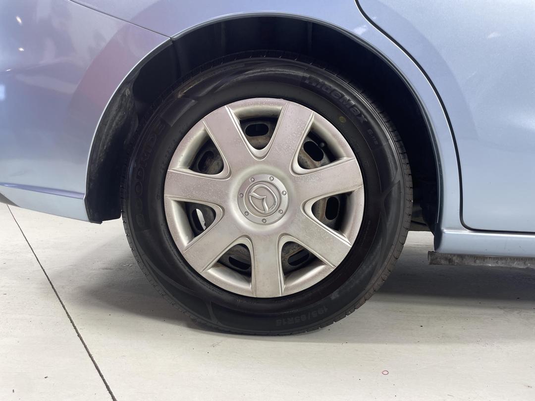 Photo '12' of Mazda Premacy