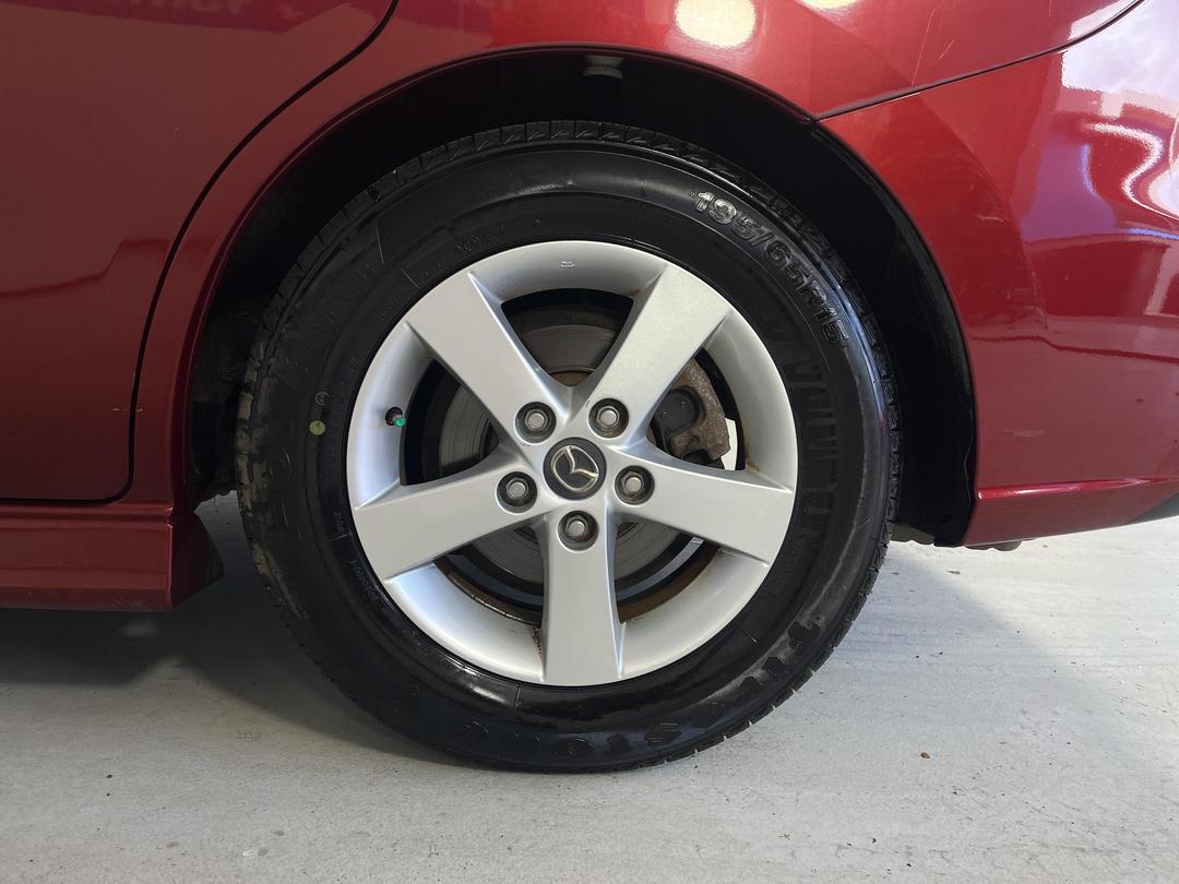 Photo '11' of Mazda Premacy