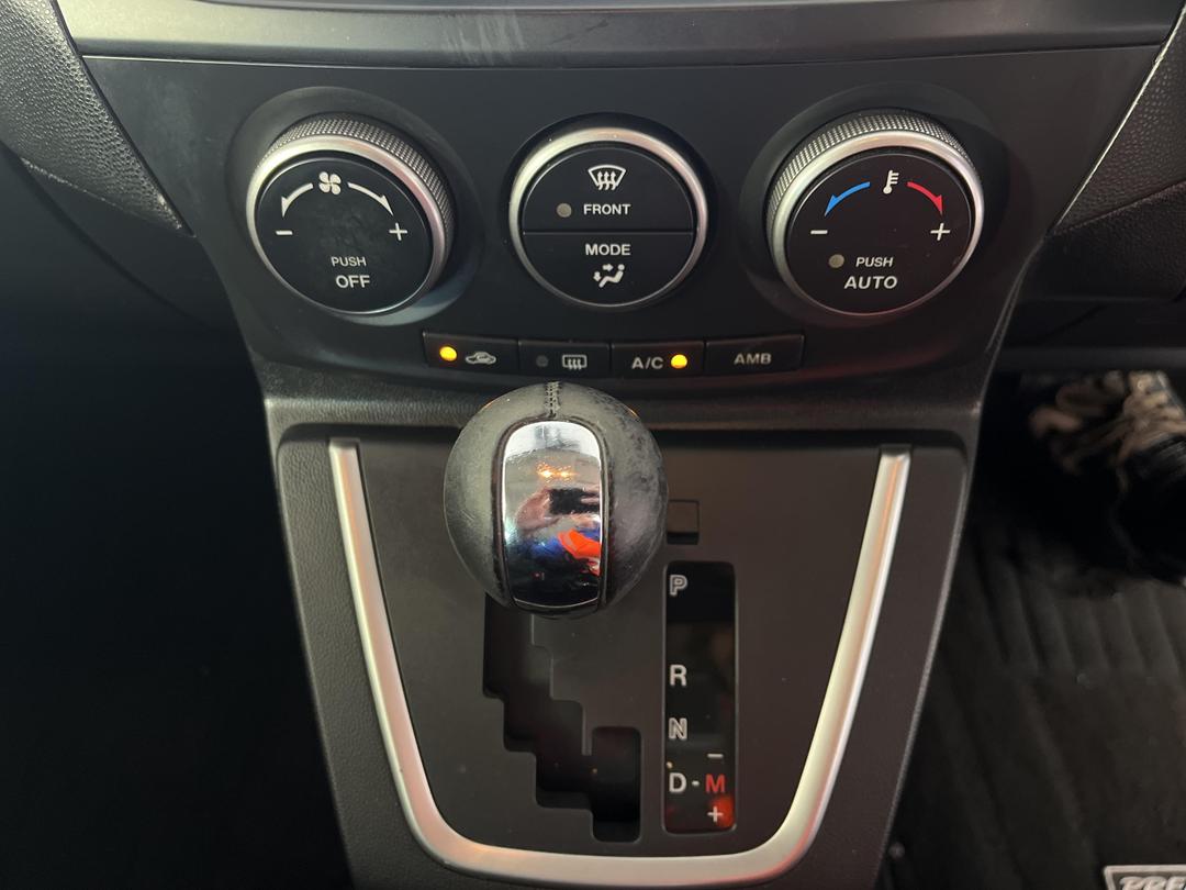 Photo '27' of Mazda Premacy