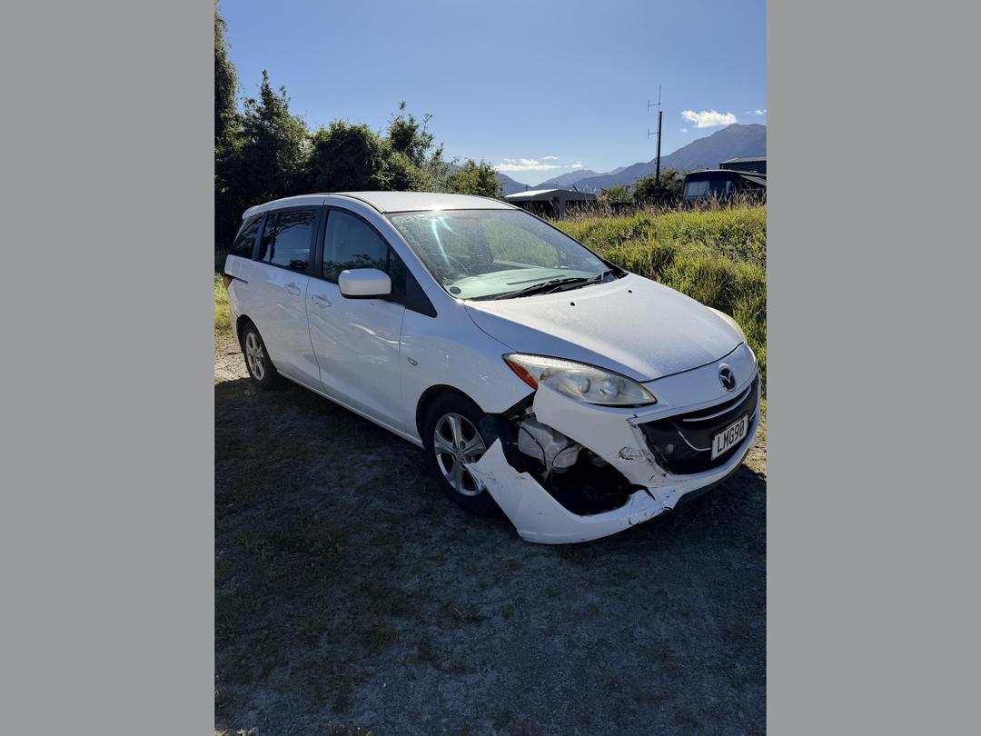 Photo '2' of Mazda Premacy