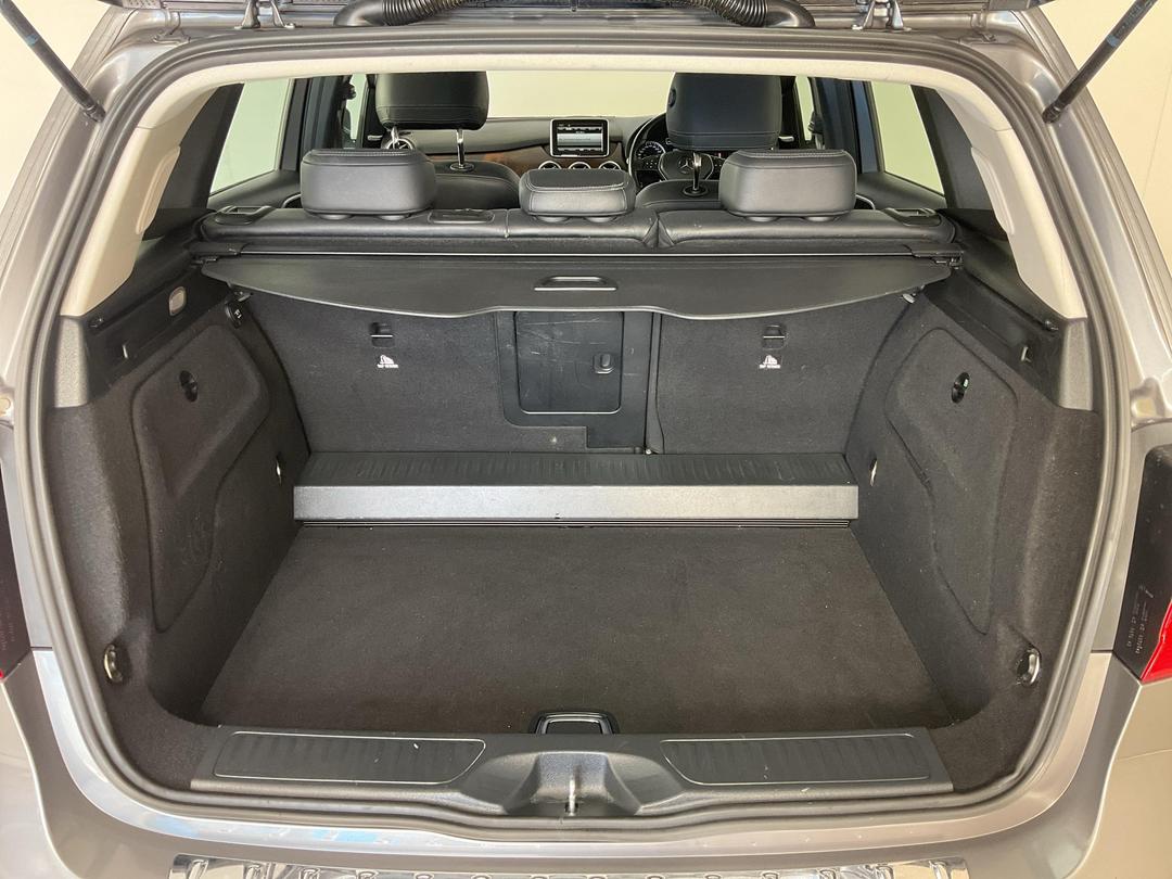 Photo '14' of Mercedes-Benz B-Class