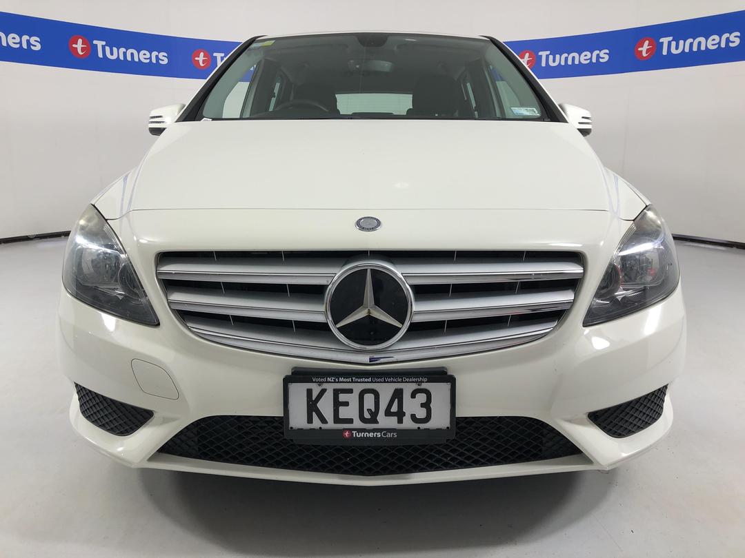 Photo '2' of Mercedes-Benz B180