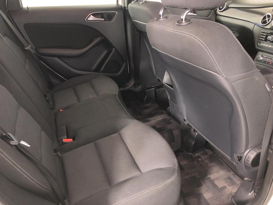 Photo '20' of Mercedes-Benz B180